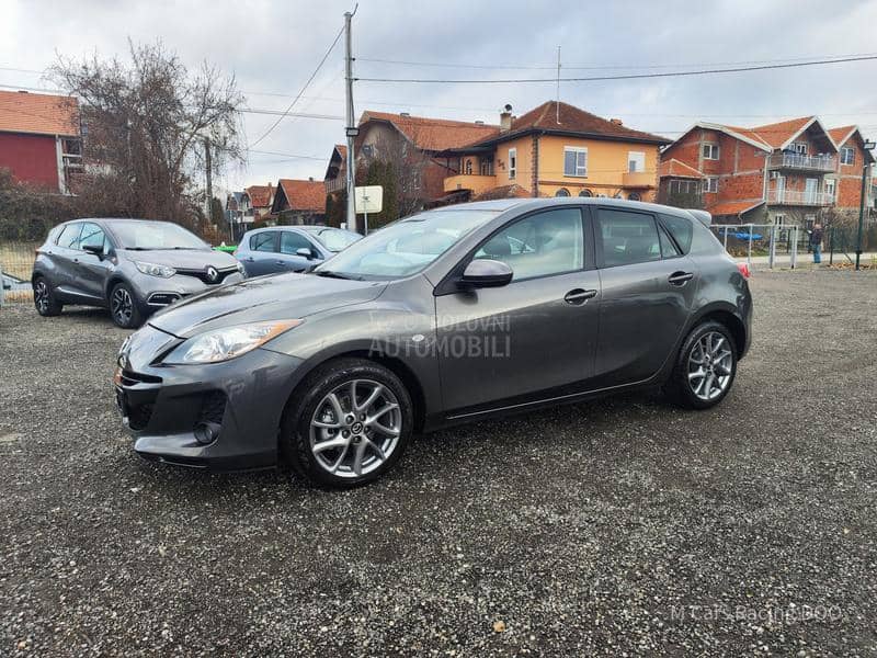 Mazda 3 1.6 SPORT CH