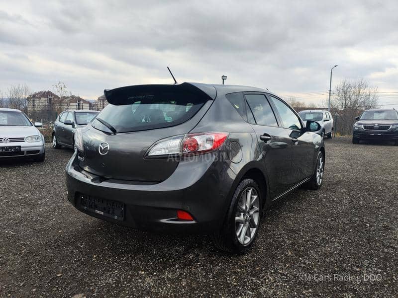 Mazda 3 1.6 SPORT CH