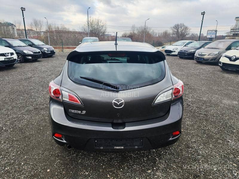 Mazda 3 1.6 SPORT CH