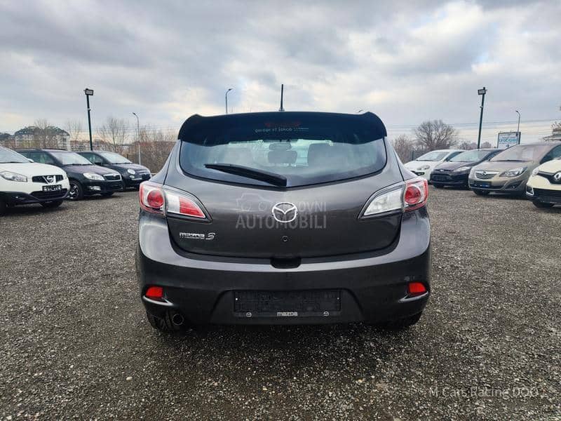 Mazda 3 1.6 SPORT CH