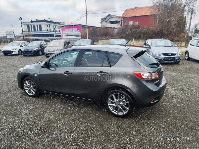 Mazda 3 1.6 SPORT CH