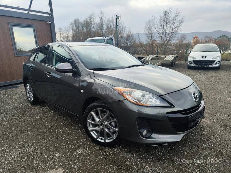 Mazda 3 1.6 SPORT CH