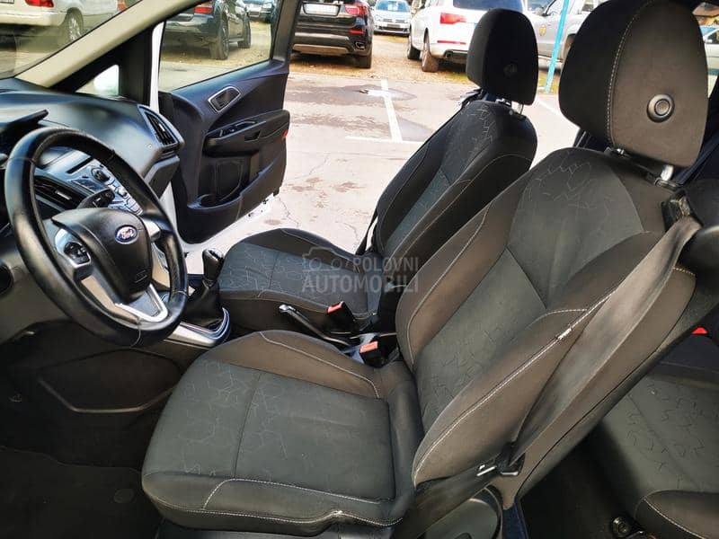 Ford B-Max 1.4 metan