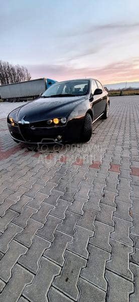 Alfa Romeo 159 - Čitajte opi.s