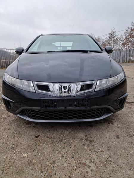 Honda Civic 1.8 restajling