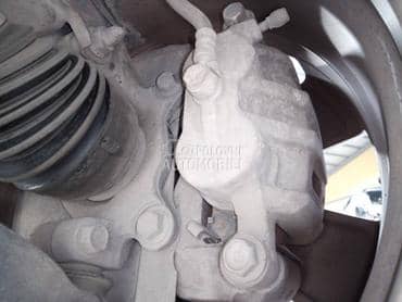 Kočiona klešta prednja leva za Mitsubishi Outlander od 2007. do 2013. god.