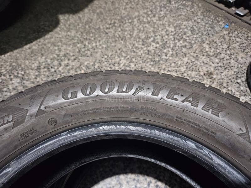 Dunlop 215/60 R16 Sve sezone