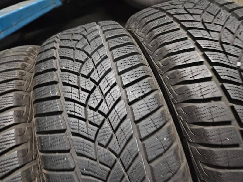 Dunlop 215/60 R16 Sve sezone