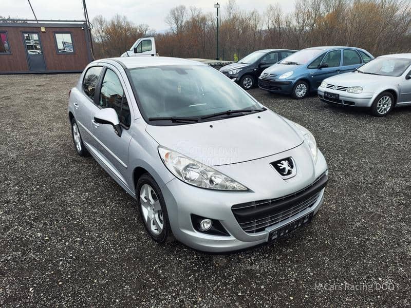 Peugeot 207 1.6 16 v A K C I J A