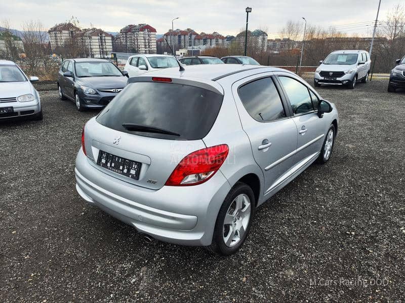 Peugeot 207 1.6 16 v A K C I J A