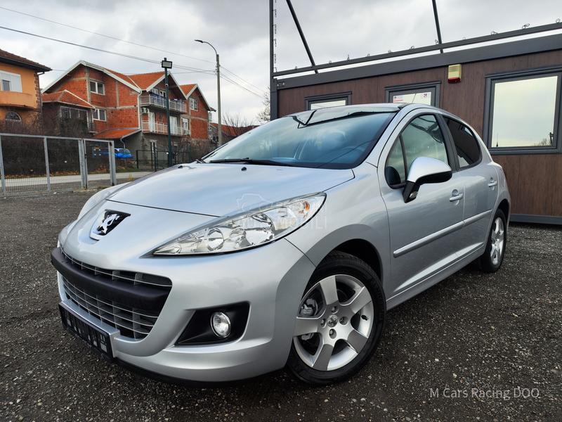 Peugeot 207 1.6 16 v A K C I J A