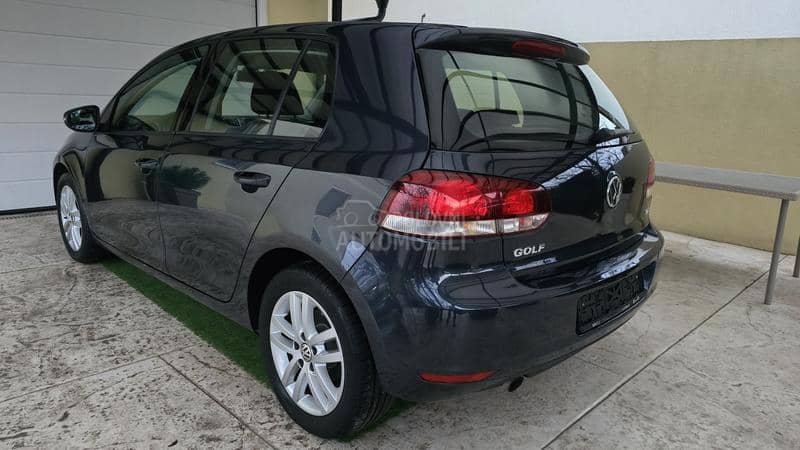 Volkswagen Golf 6 1.6 tdi Highline