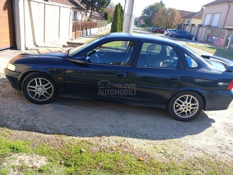 Opel Vectra B 1.8