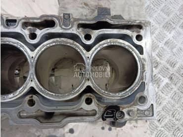 Blok motora 2.2 D za Mitsubishi Outlander od 2007. do 2013. god.