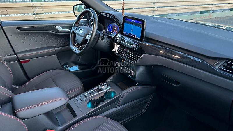 Ford Kuga ST-line