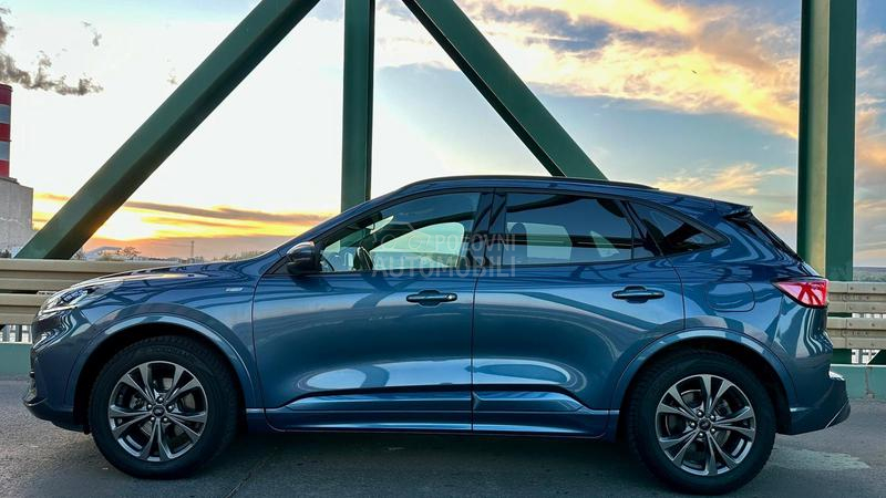 Ford Kuga ST-line