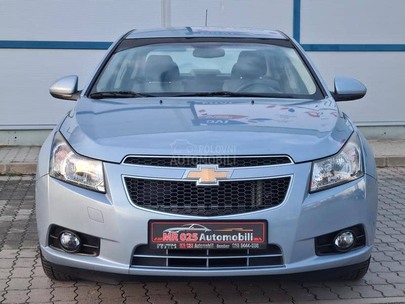 Chevrolet Cruze 1.8 Champion