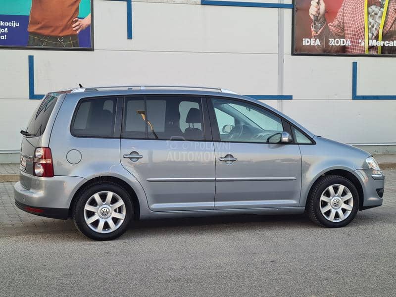 Volkswagen Touran 2.0tdi HIGHLINE