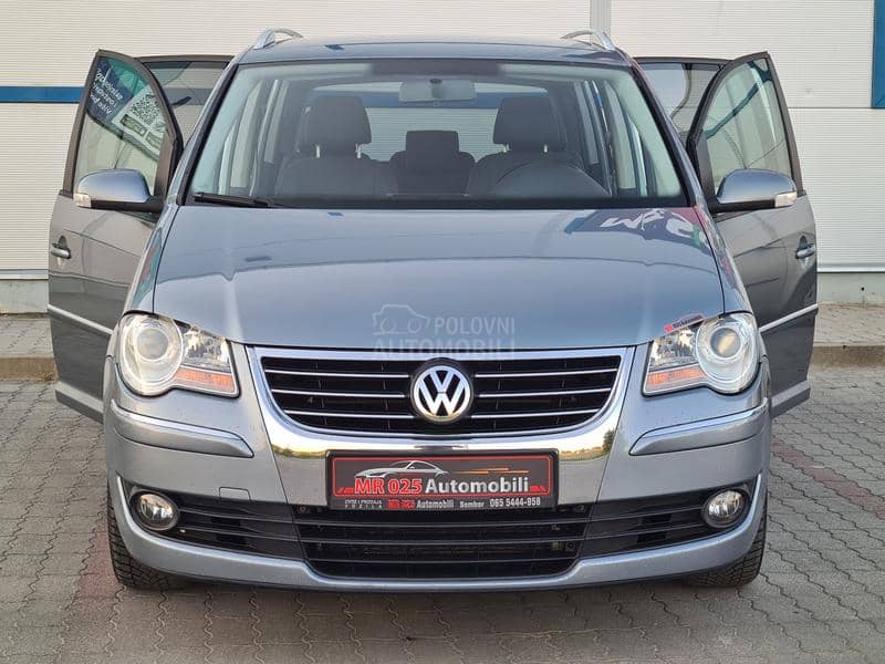 Volkswagen Touran 2.0tdi HIGHLINE