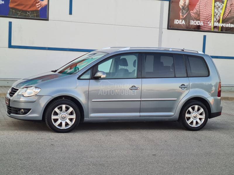 Volkswagen Touran 2.0tdi HIGHLINE