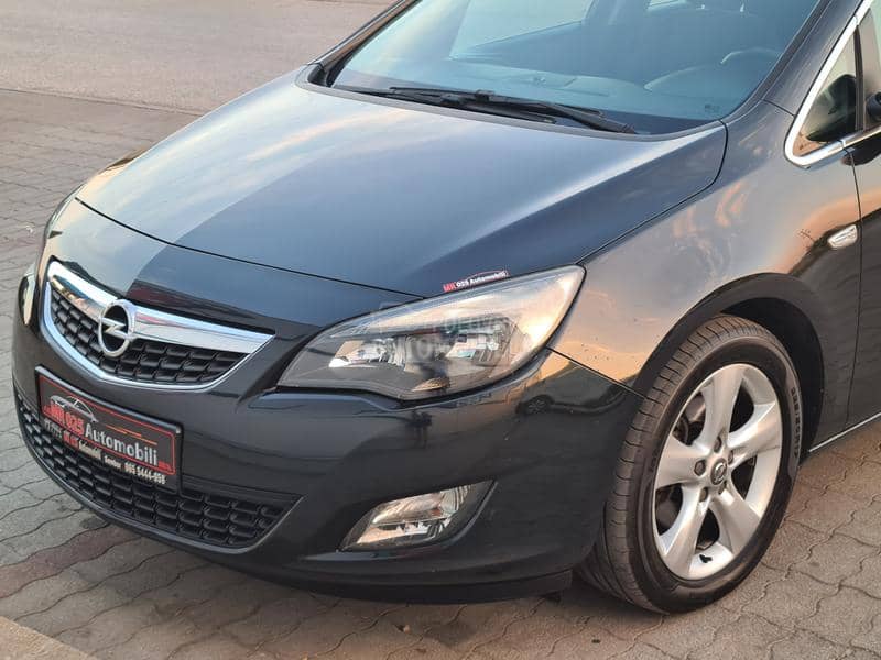 Opel Astra J 2.0cdti ACTIVE