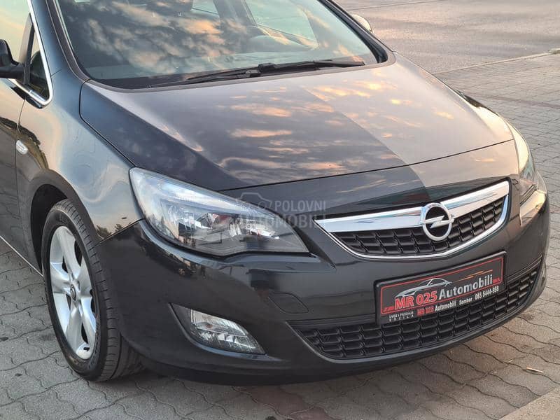 Opel Astra J 2.0cdti ACTIVE