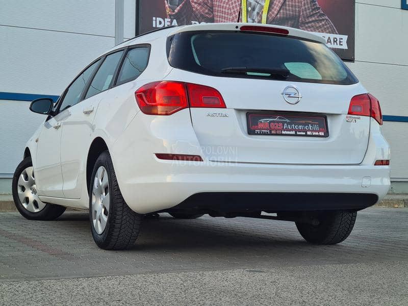 Opel Astra J 1.7cdti ENJOY