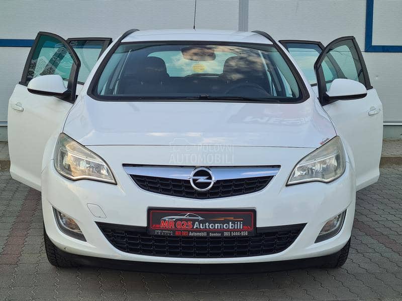 Opel Astra J 1.7cdti ENJOY