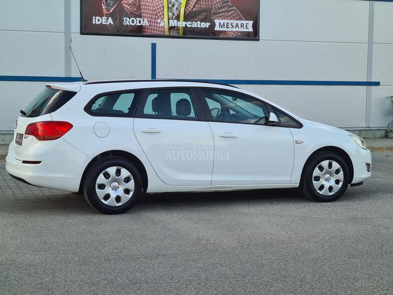 Opel Astra J 1.7cdti ENJOY