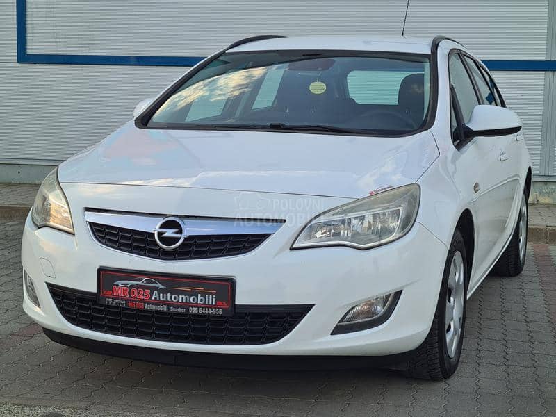 Opel Astra J 1.7cdti ENJOY