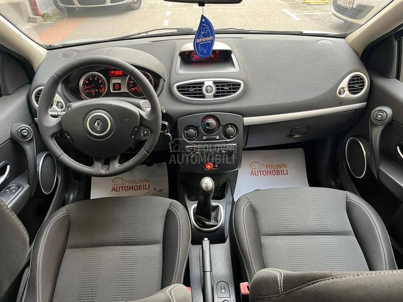 Renault Clio 1.2i EXPRESION ŠWICA