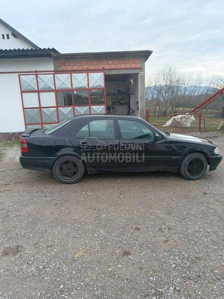 Mercedes Benz C 180 1800