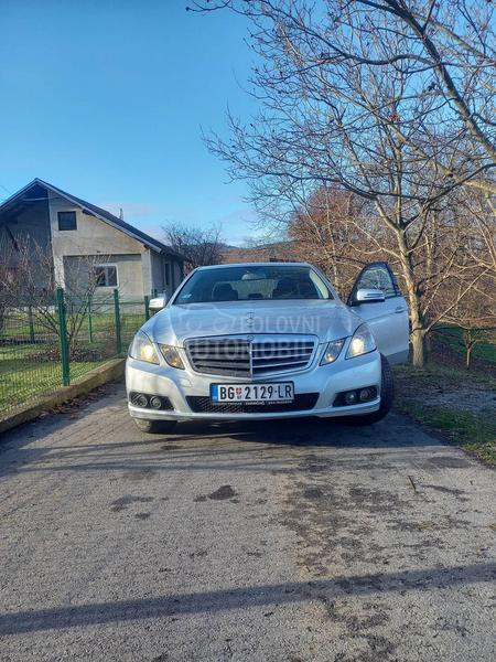 Mercedes Benz E 200 