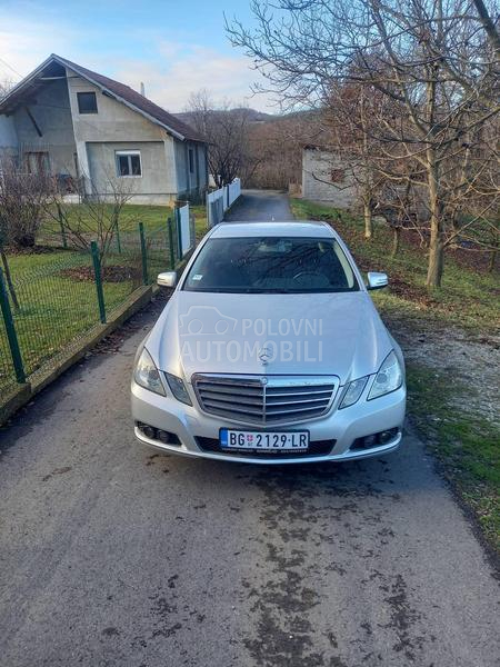 Mercedes Benz E 200 