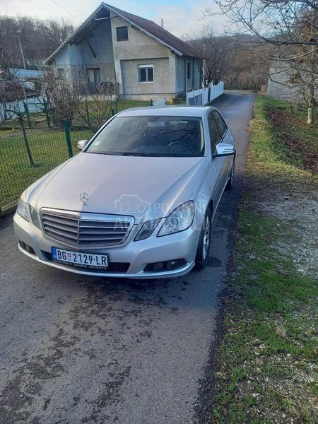 Mercedes Benz E 200 