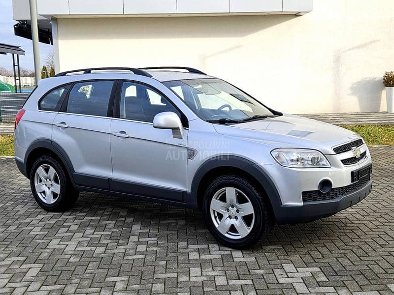 Chevrolet Captiva /2.0d LS 4x4 iz CH/