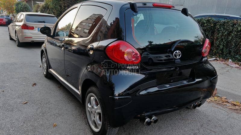 Toyota Aygo 1.0 Black edition