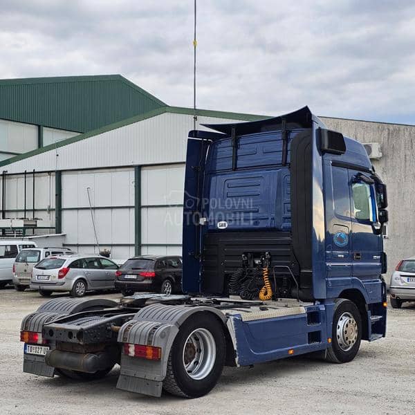 Mercedes Benz Actros 1844