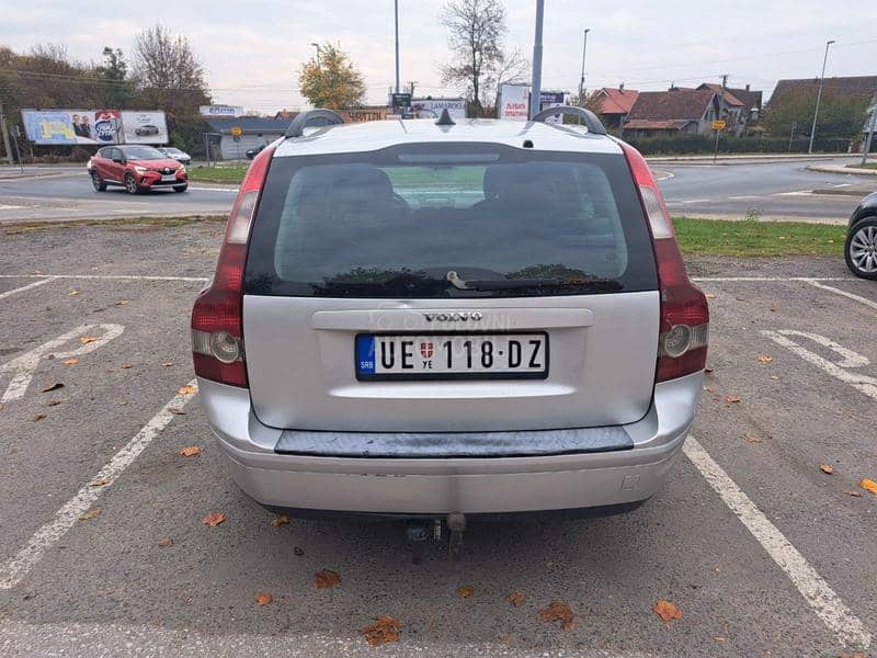 Volvo V50 