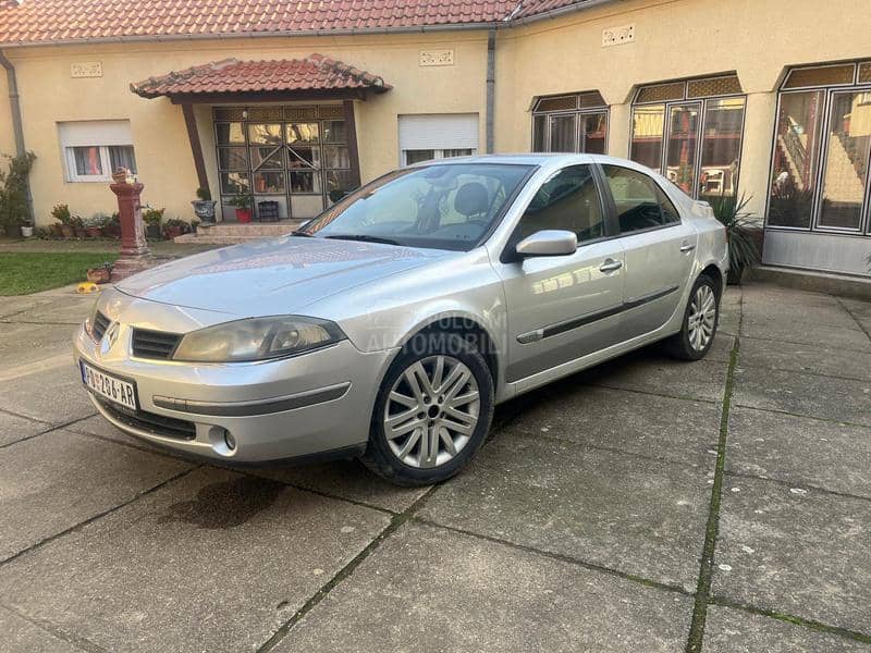 Renault Laguna 