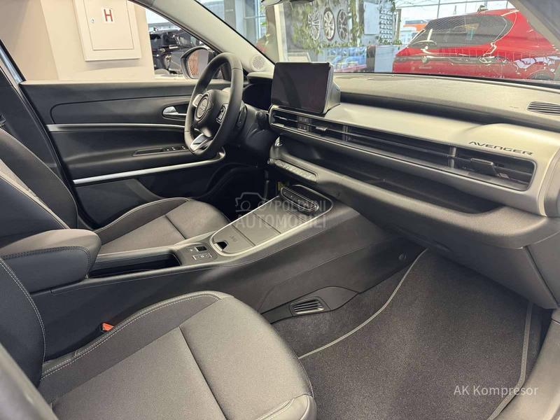 Jeep Avenger 1.2 MHEV Summit