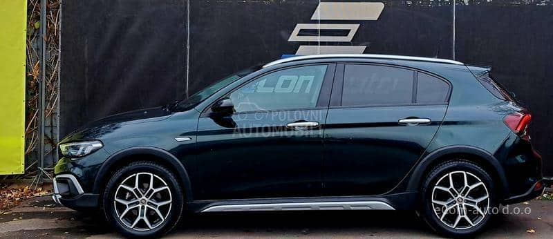 Fiat Tipo 1.0 CROSS