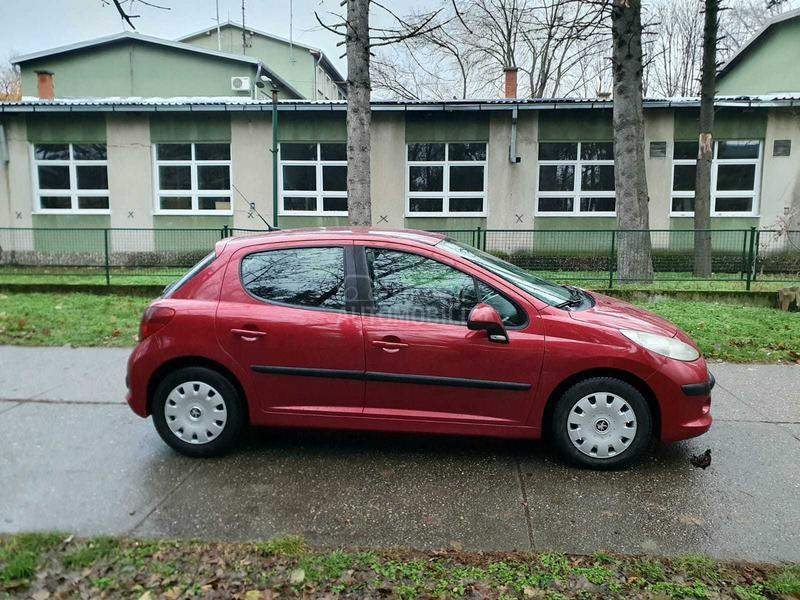 Peugeot 207 