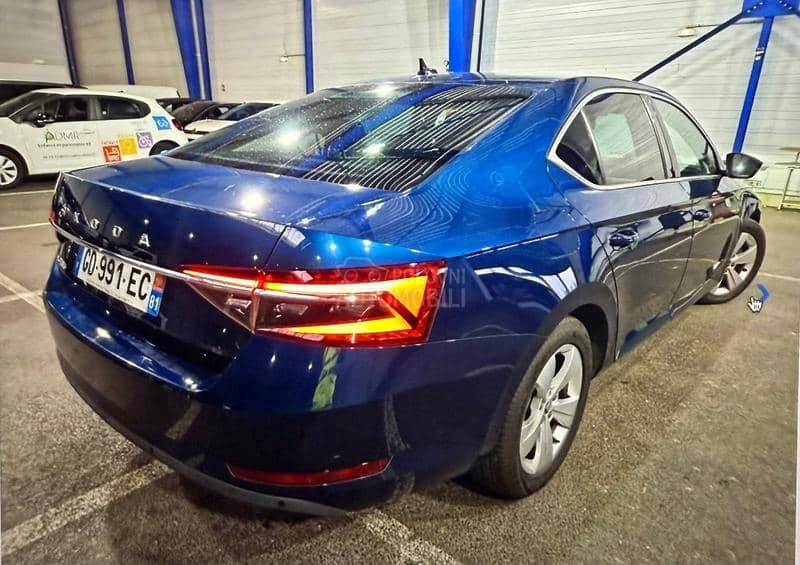 Škoda Superb 2.0TDI DSG KAONOVA