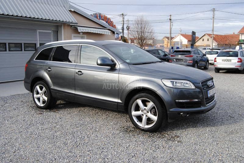 Audi Q7 3,0TDI   S-LINE