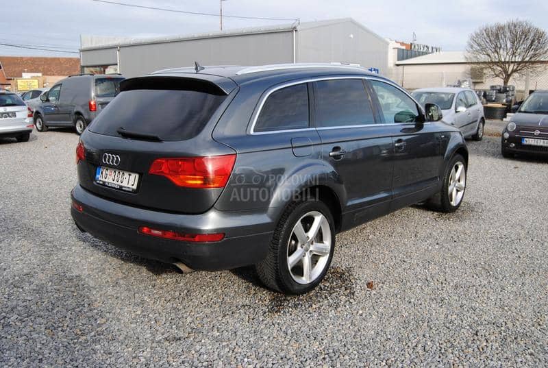 Audi Q7 3,0TDI   S-LINE