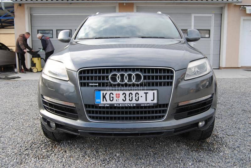 Audi Q7 3,0TDI   S-LINE