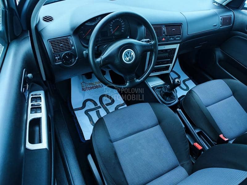 Volkswagen Golf 4 1.6 16v  A K C I J A