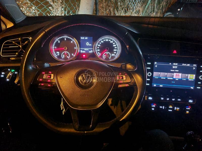 Volkswagen Golf 7 1.6TDI LED