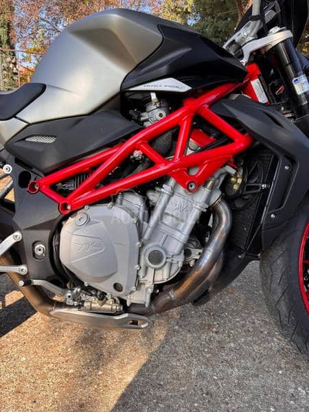 MV Agusta BRUTALE